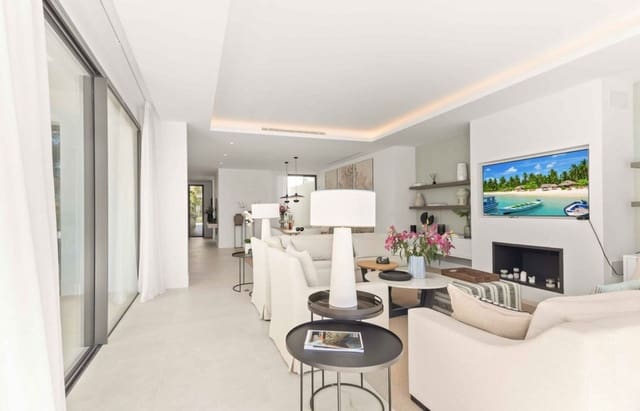 5 soverom Villa til salgs i San Pedro de Alcantara, Marbella med svømmebasseng garasje - € 3 695 000 (Ref: 9720710)