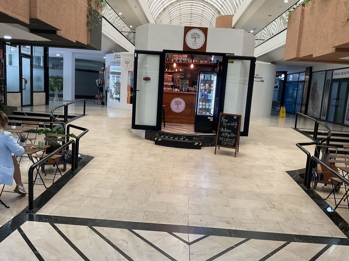 Restaurant/Bar til salg i Marbella - € 24.900 (Ref: 9733891)