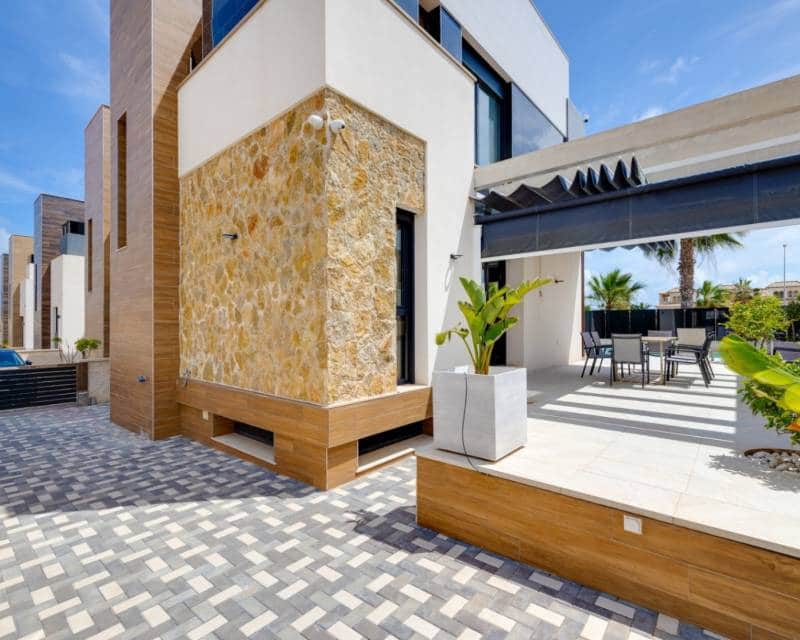 3 Zimmer Villa zu verkaufen in Orihuela Costa mit Pool Garage - 850.000 € (Ref: 10000051)