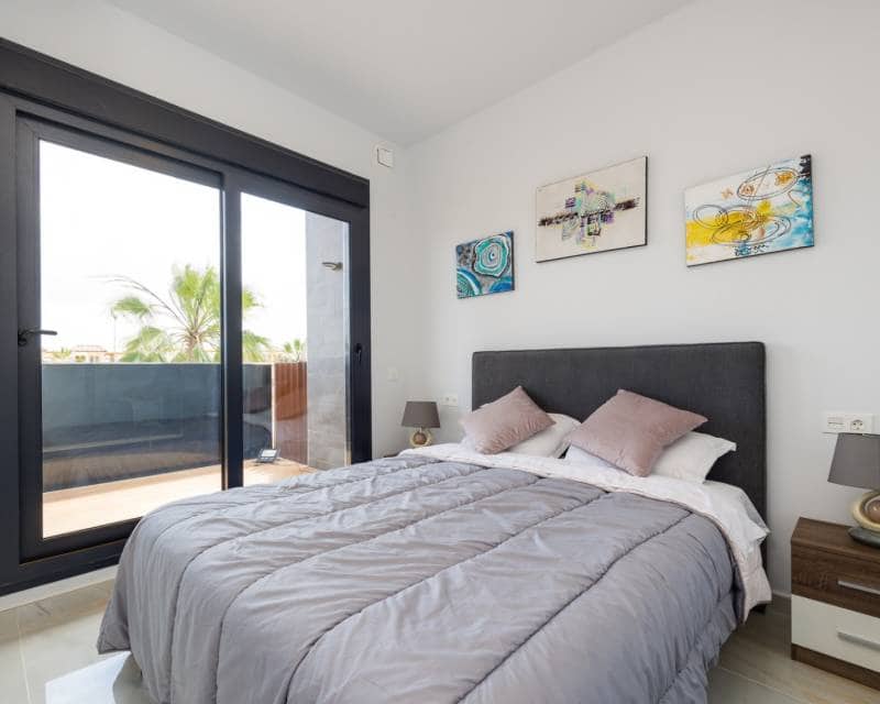 3 Zimmer Villa zu verkaufen in Orihuela Costa mit Pool Garage - 850.000 € (Ref: 10000051)