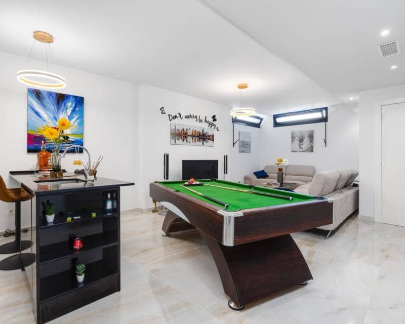 3 Zimmer Villa zu verkaufen in Orihuela Costa mit Pool Garage - 850.000 € (Ref: 10000051)