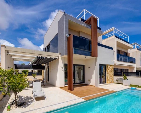 3 soverom Villa til salgs i Lomas de Cabo Roig - Los Dolses, Orihuela med svømmebasseng garasje - € 850 000 (Ref: 10000051)