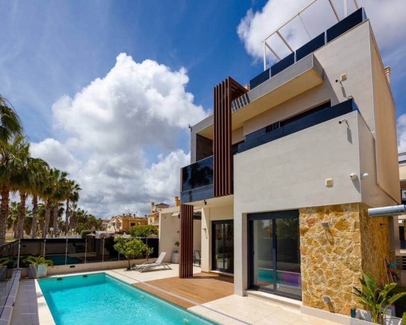 3 Zimmer Villa zu verkaufen in Orihuela Costa mit Pool Garage - 850.000 € (Ref: 10000051)