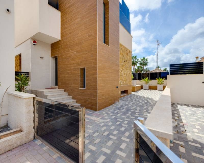 3 Zimmer Villa zu verkaufen in Orihuela Costa mit Pool Garage - 850.000 € (Ref: 10000051)