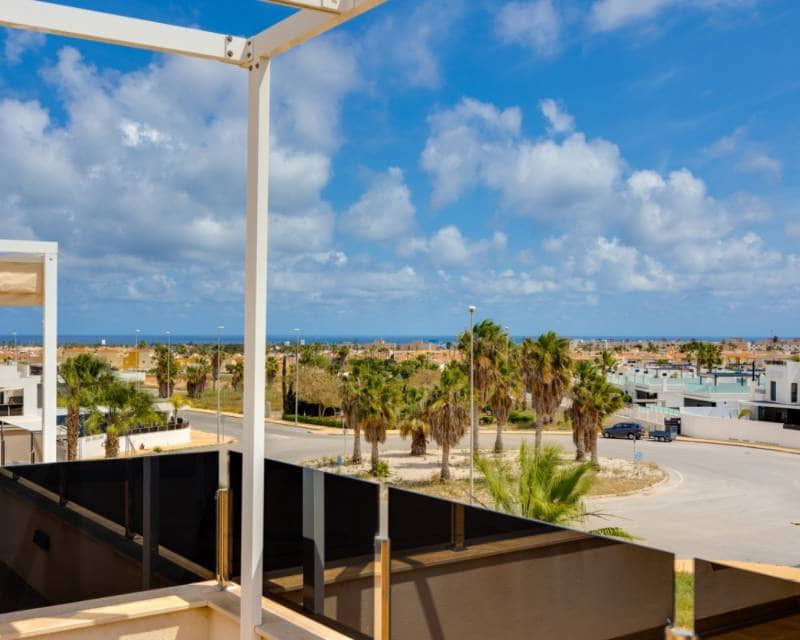 3 Zimmer Villa zu verkaufen in Orihuela Costa mit Pool Garage - 850.000 € (Ref: 10000051)