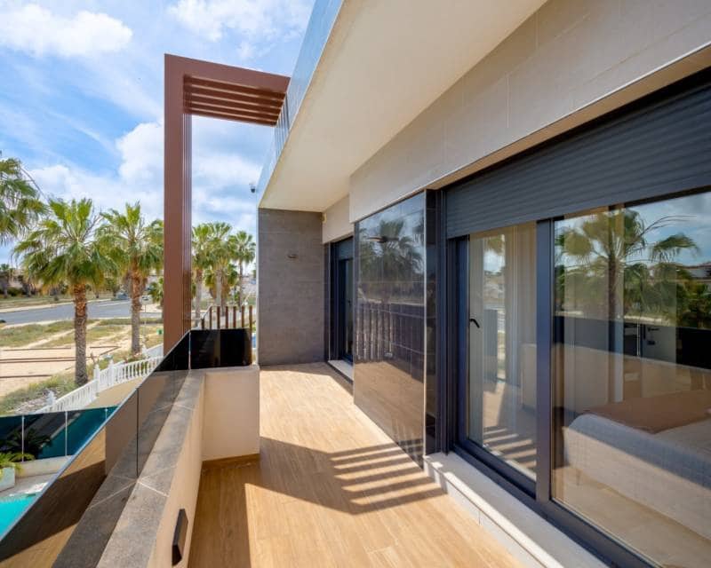 3 Zimmer Villa zu verkaufen in Orihuela Costa mit Pool Garage - 850.000 € (Ref: 10000051)