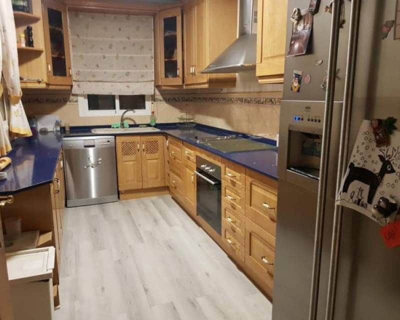 Chalet de 6 habitaciones en Aguas Nuevas en venta con piscina - 549.900 € (Ref: 10000052)