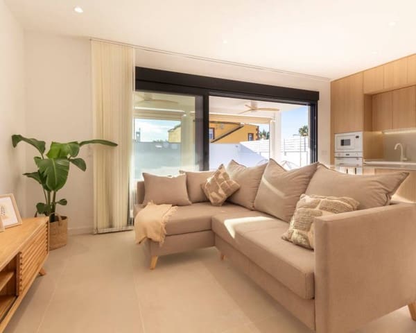 3 makuuhuone Paritalo myytävänä paikassa El Chaparral, Torrevieja mukana uima-altaan 
autotalli - 499 000 € (Ref: 10000053)