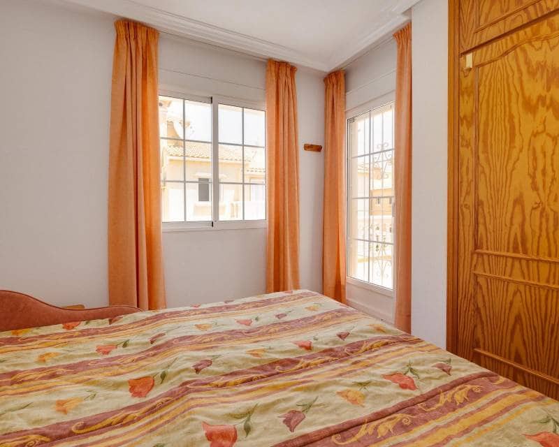 2 camera da letto Casa in vendita in Playa Flamenca - 215.000 € (Rif: 10000054)
