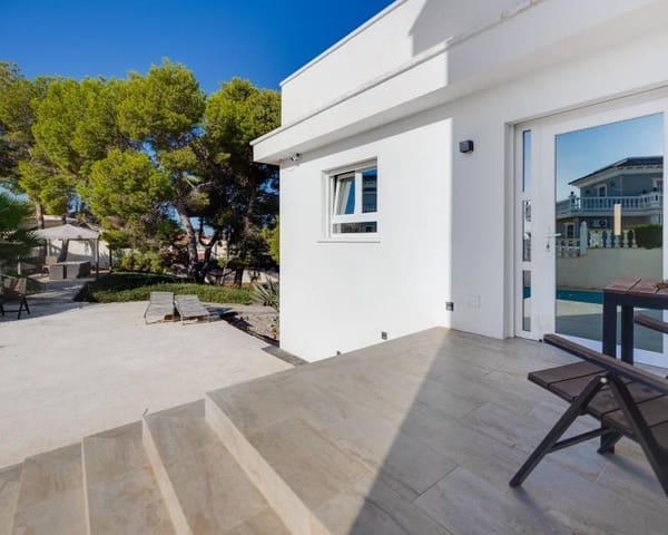 5 Zimmer Villa zu verkaufen in Ciudad Quesada, Rojales mit Pool - 549.000 € (Ref: 10000055)