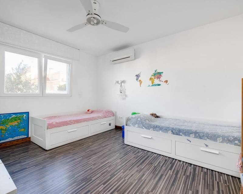 5 Zimmer Villa zu verkaufen in Ciudad Quesada mit Pool - 549.000 € (Ref: 10000055)
