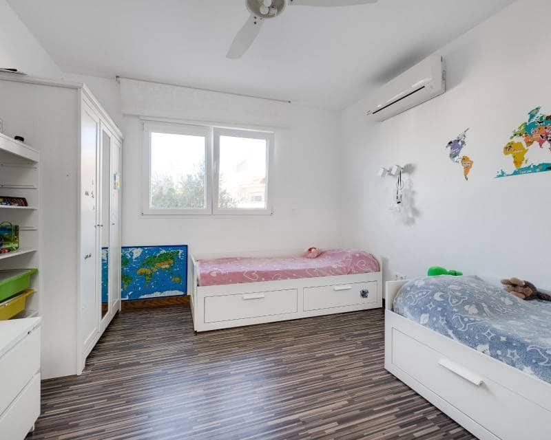 5 Zimmer Villa zu verkaufen in Ciudad Quesada mit Pool - 549.000 € (Ref: 10000055)