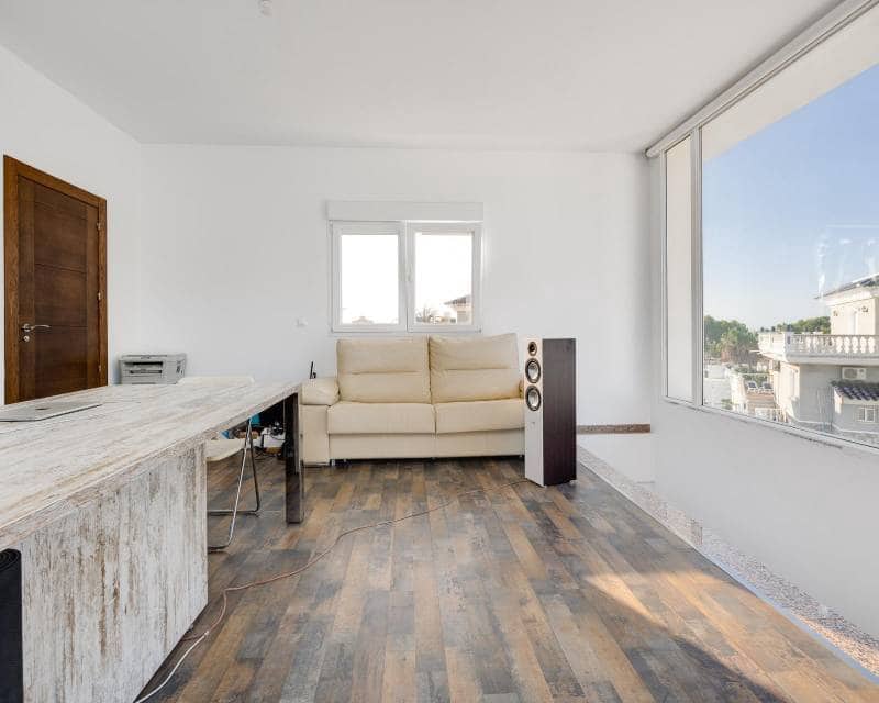 5 Zimmer Villa zu verkaufen in Ciudad Quesada mit Pool - 549.000 € (Ref: 10000055)
