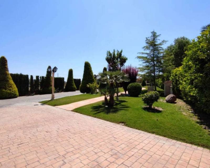 5 slaapkamer Villa te koop in Aspe met zwembad garage - € 850.000 (Ref: 10000056)