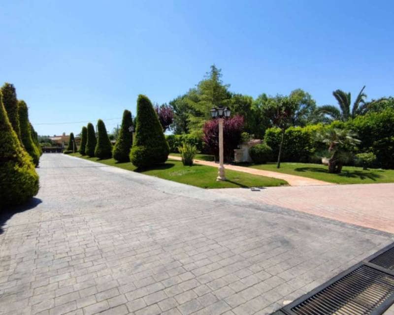 5 slaapkamer Villa te koop in Aspe met zwembad garage - € 850.000 (Ref: 10000056)