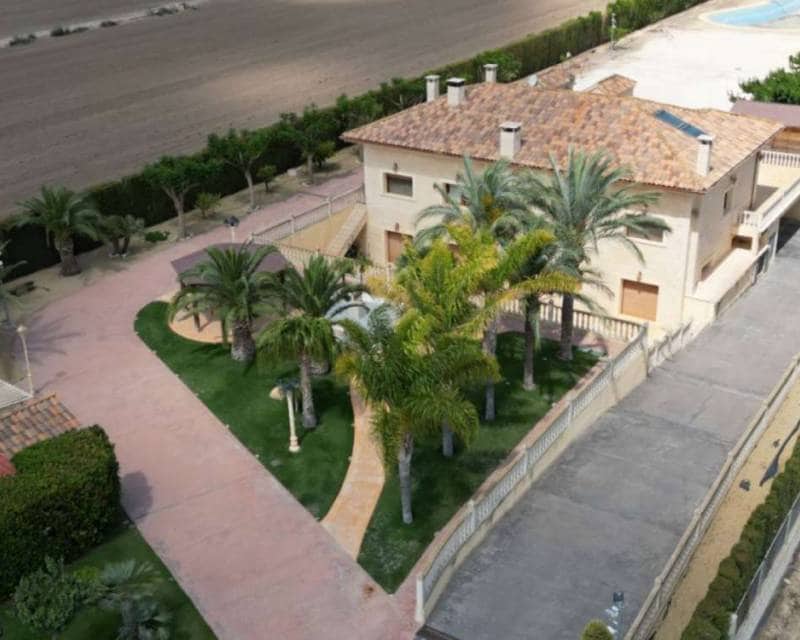 5 slaapkamer Villa te koop in Aspe met zwembad garage - € 850.000 (Ref: 10000056)