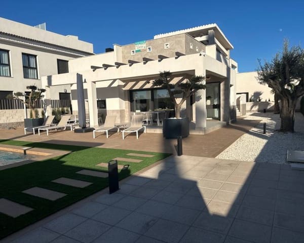 3 slaapkamer Villa te koop in Ciudad Quesada, Rojales met zwembad - € 850.000 (Ref: 10000057)