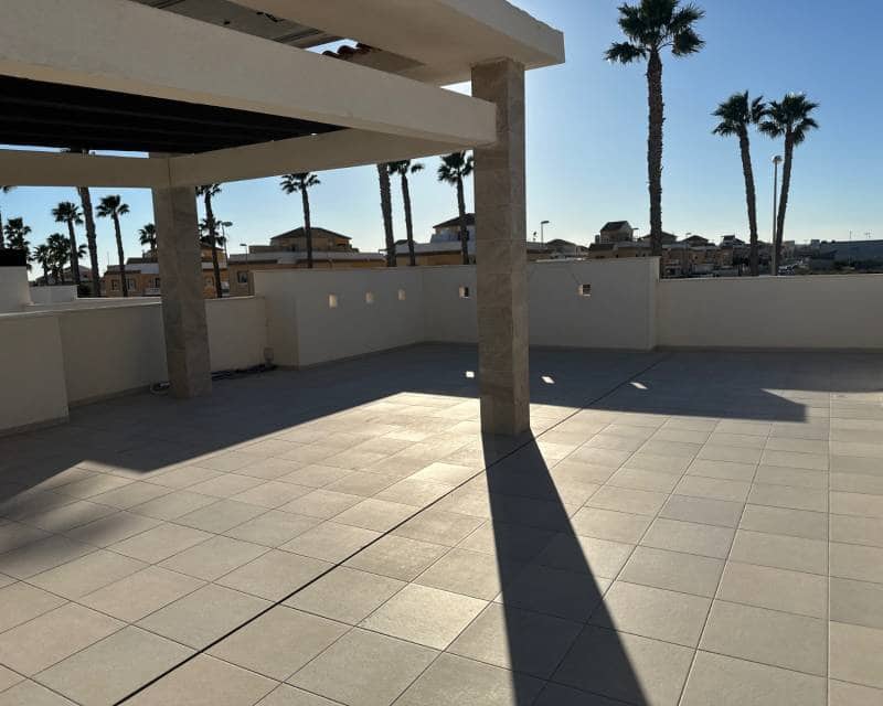 3 slaapkamer Villa te koop in Ciudad Quesada met zwembad - € 850.000 (Ref: 10000057)