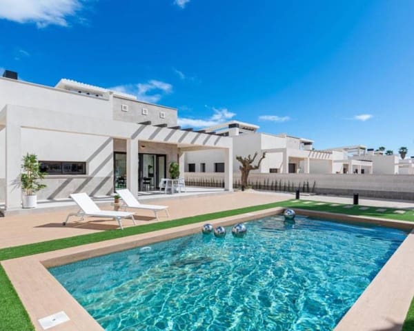 3 slaapkamer Villa te koop in Ciudad Quesada, Rojales met zwembad - € 850.000 (Ref: 10000057)