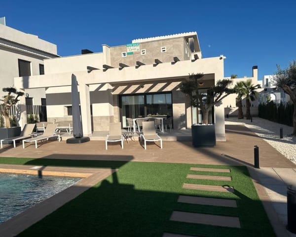 3 slaapkamer Villa te koop in Ciudad Quesada, Rojales met zwembad - € 850.000 (Ref: 10000057)