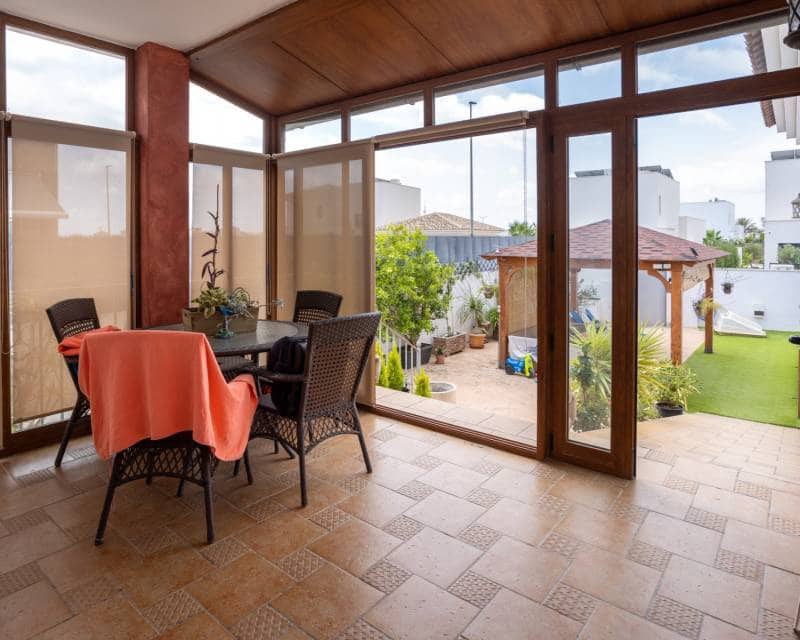 4 bedroom Villa for sale in Los Montesinos with pool - € 750,000 (Ref: 10000606)