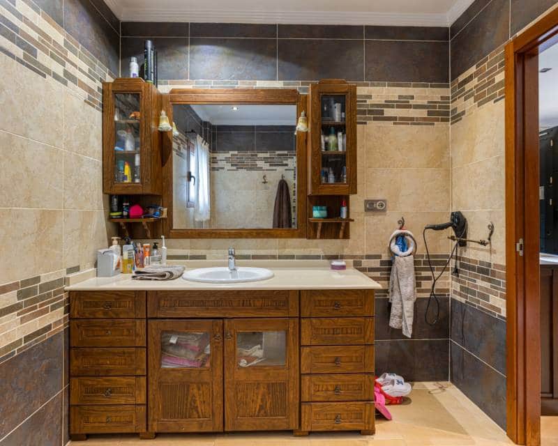 4 bedroom Villa for sale in Los Montesinos with pool - € 750,000 (Ref: 10000606)