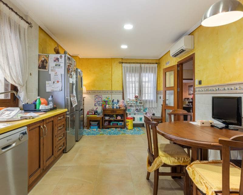 4 bedroom Villa for sale in Los Montesinos with pool - € 750,000 (Ref: 10000606)