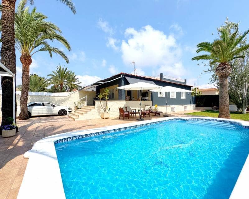 4 bedroom Villa for sale in Rocio del Mar - € 656,000 (Ref: 10000991)