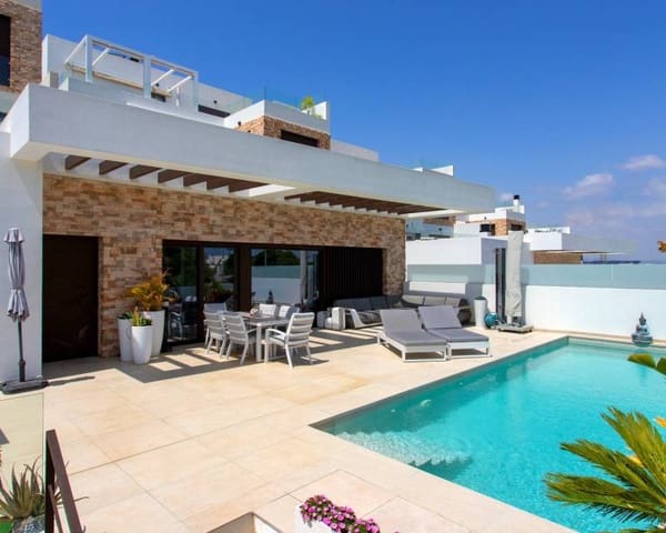 4 bedroom Villa for sale in Ciudad Quesada, Rojales with pool garage - € 745,000 (Ref: 10000992)