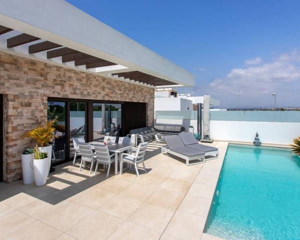 4 bedroom Villa for sale in Ciudad Quesada, Rojales with pool garage - € 745,000 (Ref: 10000992)