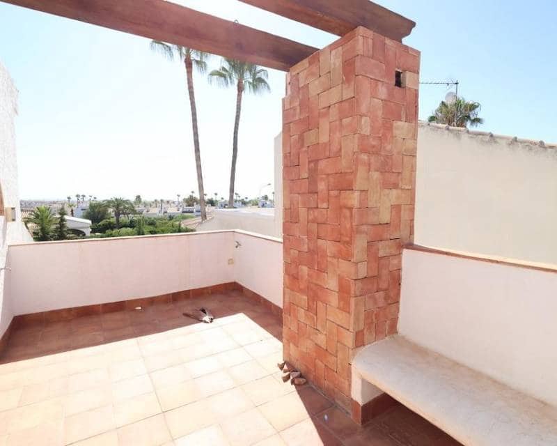 4 soverom Villa til salgs i Villamartin med garasje - € 699 000 (Ref: 10000994)