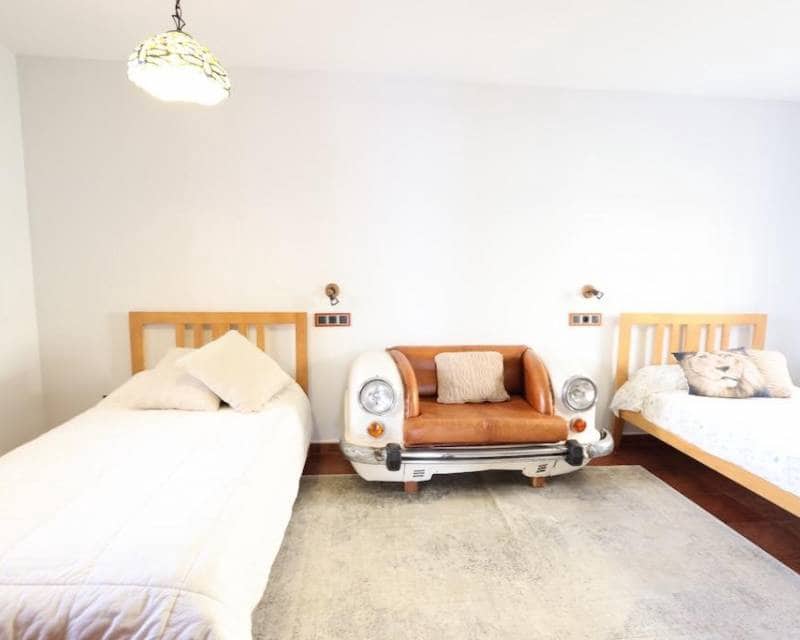 4 soverom Villa til salgs i Villamartin med garasje - € 699 000 (Ref: 10000994)