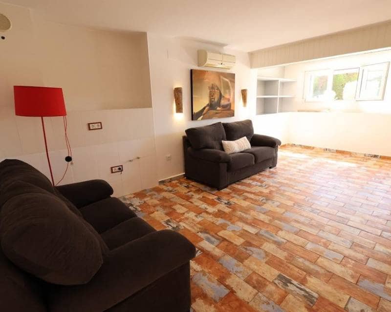 4 soverom Villa til salgs i Villamartin med garasje - € 699 000 (Ref: 10000994)