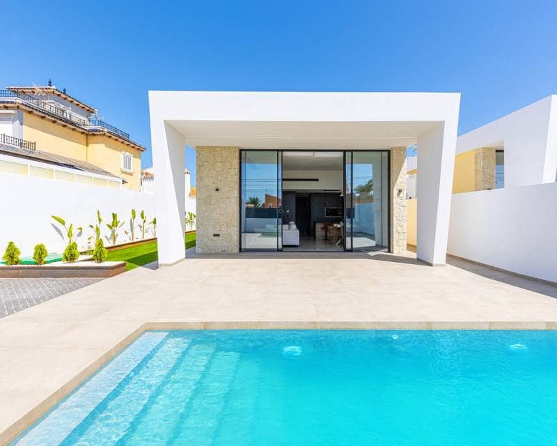 3 camera da letto Villa in vendita in El Chaparral con piscina - 725.000 € (Rif: 10000995)