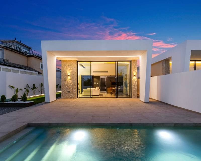 3 camera da letto Villa in vendita in El Chaparral con piscina - 725.000 € (Rif: 10000995)