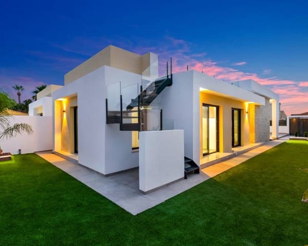 3 soveværelse Villa til salg i El Chaparral, Torrevieja med swimmingpool - € 725.000 (Ref: 10000995)