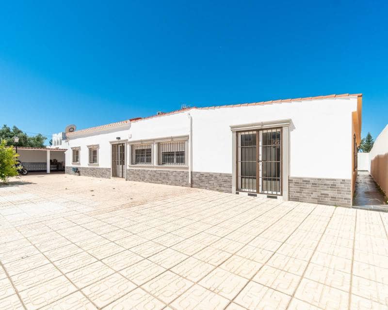 4 Zimmer Villa zu verkaufen in Torrevieja mit Pool - 530.000 € (Ref: 10000996)
