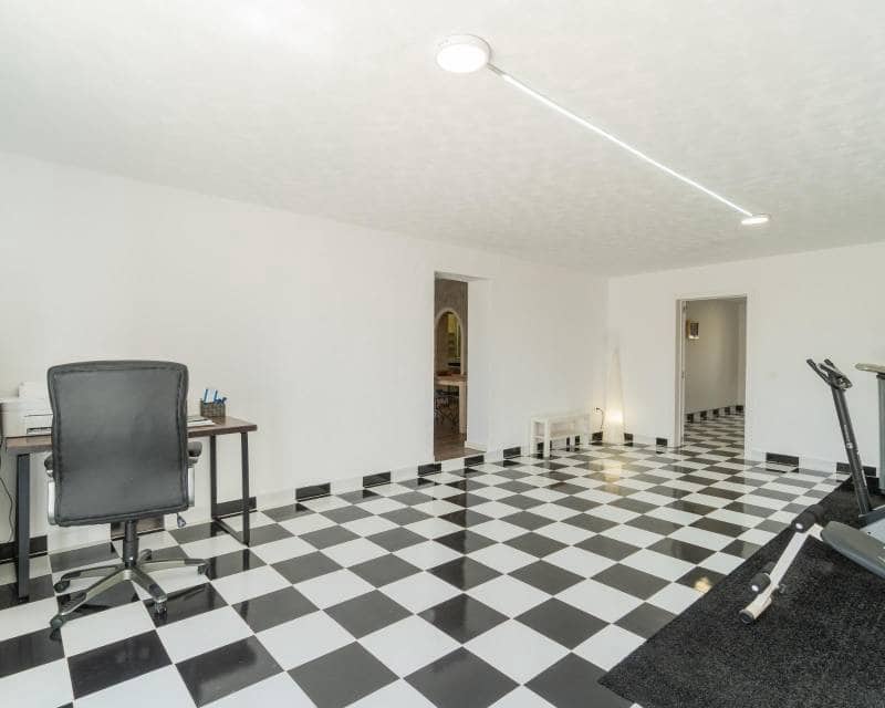 4 Zimmer Villa zu verkaufen in Torrevieja mit Pool - 530.000 € (Ref: 10000996)