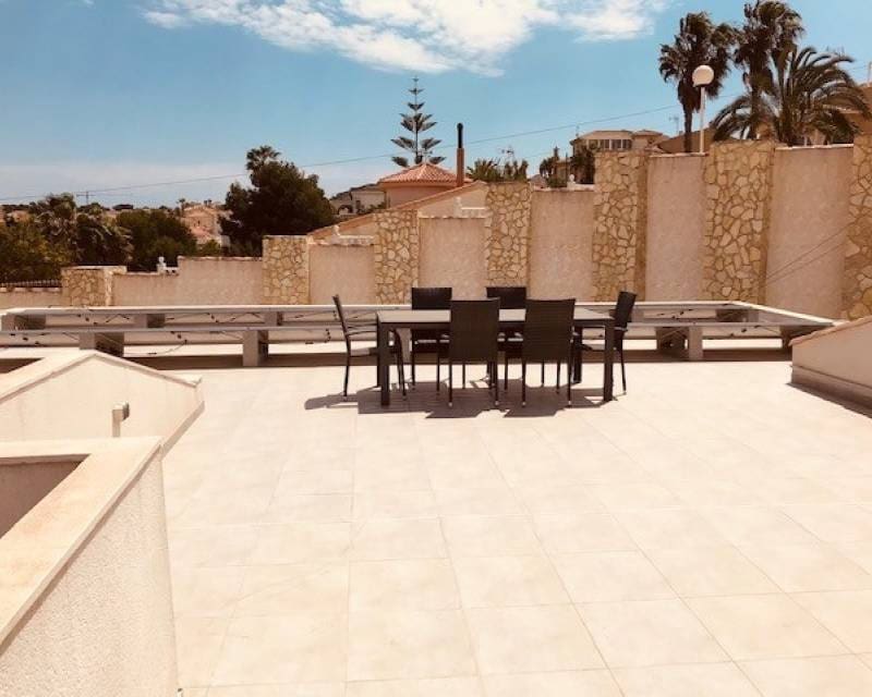 6 sypialnia Willa na sprzedaż w Ciudad Quesada z basenem garażem - 685 000 € (Ref: 10001190)
