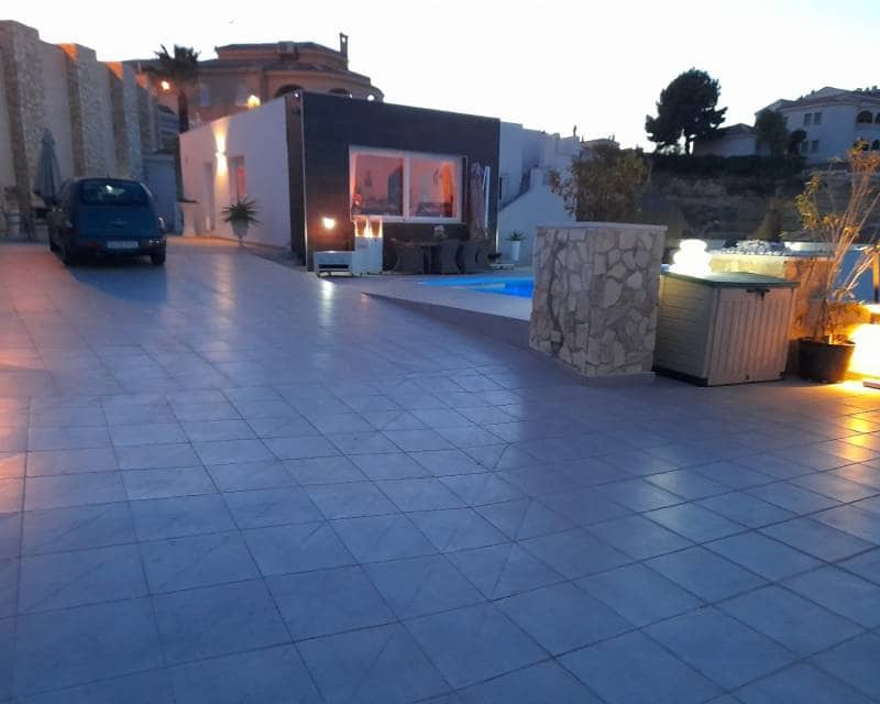 6 sypialnia Willa na sprzedaż w Ciudad Quesada z basenem garażem - 685 000 € (Ref: 10001190)