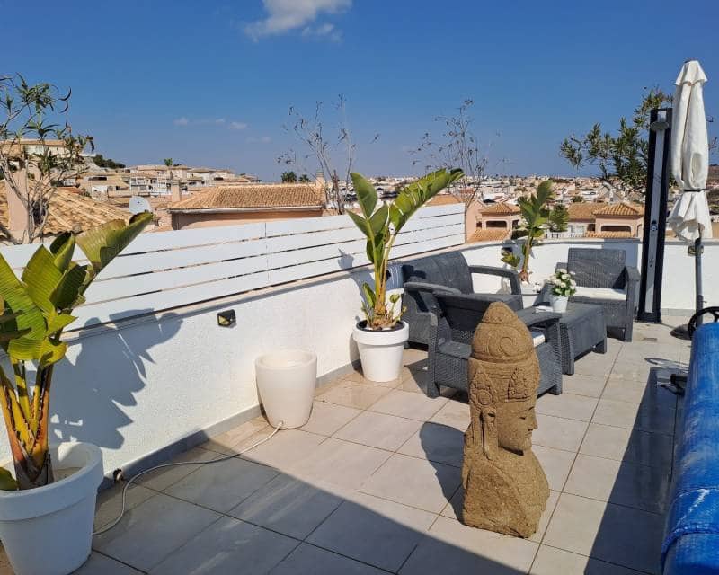 6 sypialnia Willa na sprzedaż w Ciudad Quesada z basenem garażem - 685 000 € (Ref: 10001190)