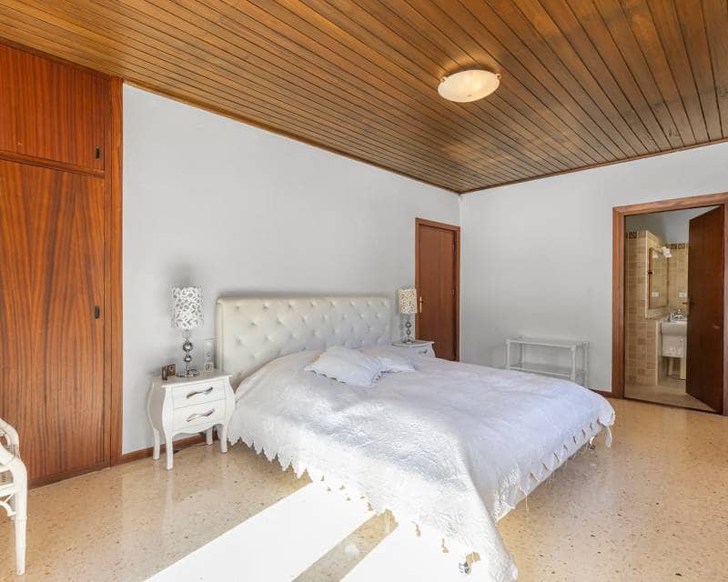 5 quarto Moradia para venda em Filipinas com garagem - 599 900 € (Ref: 10001191)