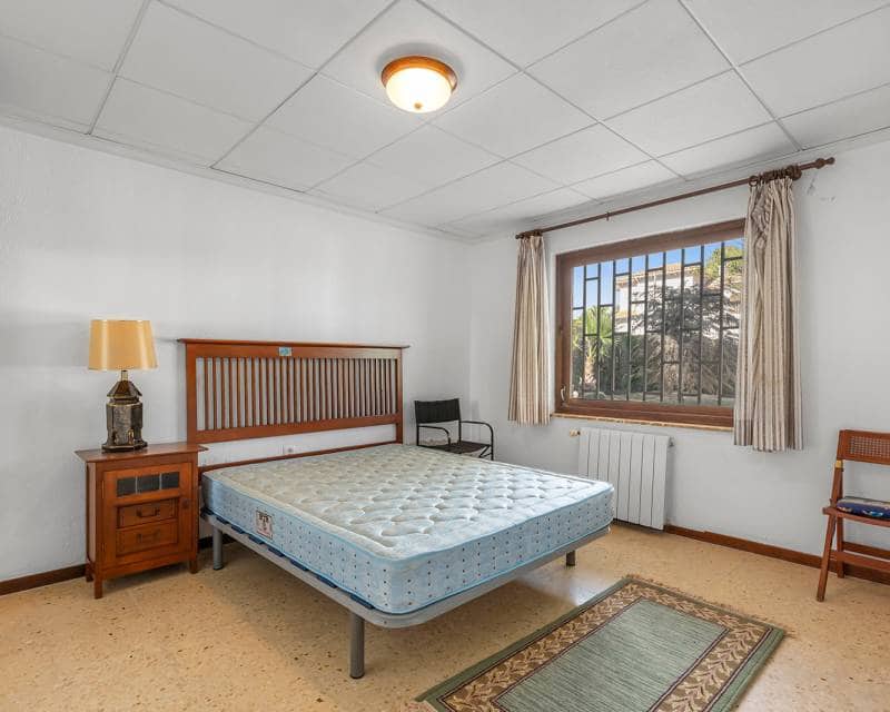 5 quarto Moradia para venda em Filipinas com garagem - 599 900 € (Ref: 10001191)