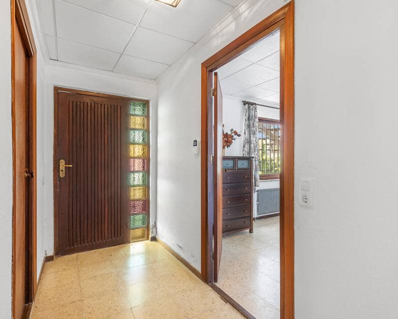 5 quarto Moradia para venda em Filipinas com garagem - 599 900 € (Ref: 10001191)