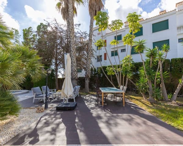 Chalet de 5 habitaciones en Las Filipinas en venta con garaje - 599.900 € (Ref: 10001191)