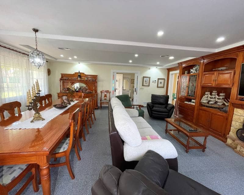 Chalet de 8 habitaciones en Cabo Roig en venta con piscina - 1.490.000 € (Ref: 10001192)