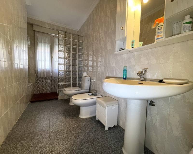 Chalet de 8 habitaciones en Cabo Roig en venta con piscina - 1.490.000 € (Ref: 10001192)