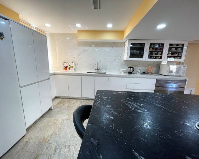 Chalet de 8 habitaciones en Cabo Roig en venta con piscina - 1.490.000 € (Ref: 10001192)