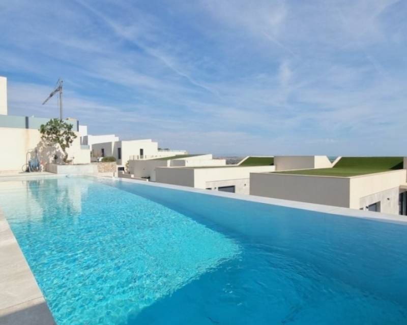 4 bedroom Villa for sale in Ciudad Quesada with garage - € 660,000 (Ref: 10001193)
