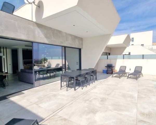 4 bedroom Villa for sale in Ciudad Quesada, Rojales with garage - € 660,000 (Ref: 10001193)